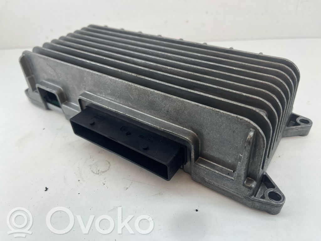 Audi A6 S6 C6 4F Wzmacniacz audio 