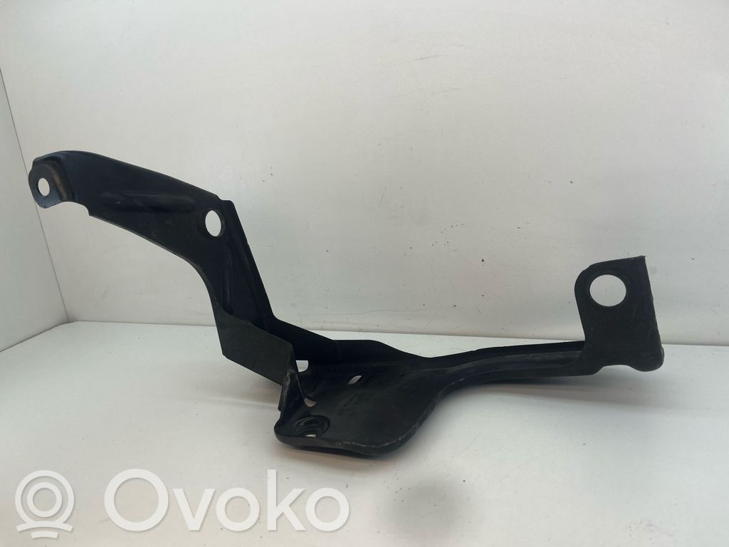 Audi A6 S6 C6 4F Intercooler pipe mounting bracket 