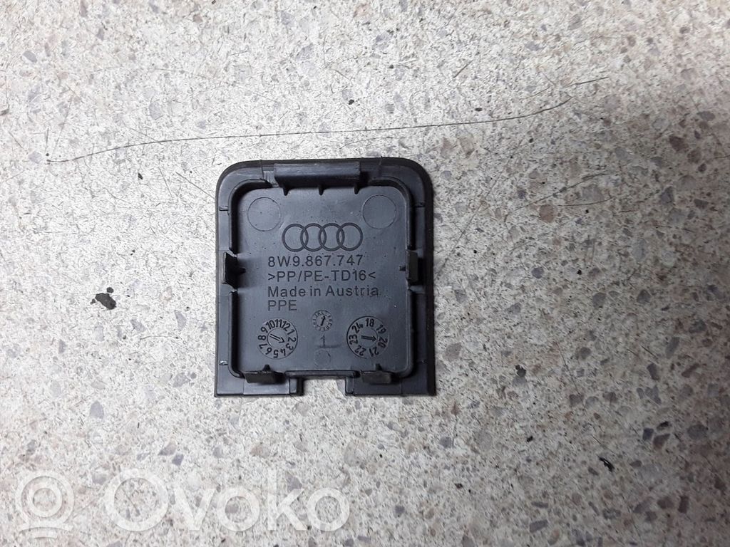 Audi A5 Other trunk/boot trim element 