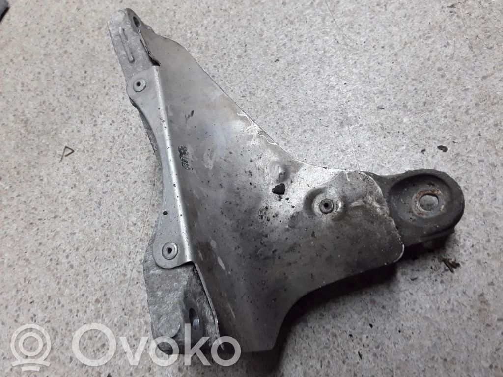 BMW M3 Engine mounting bracket 