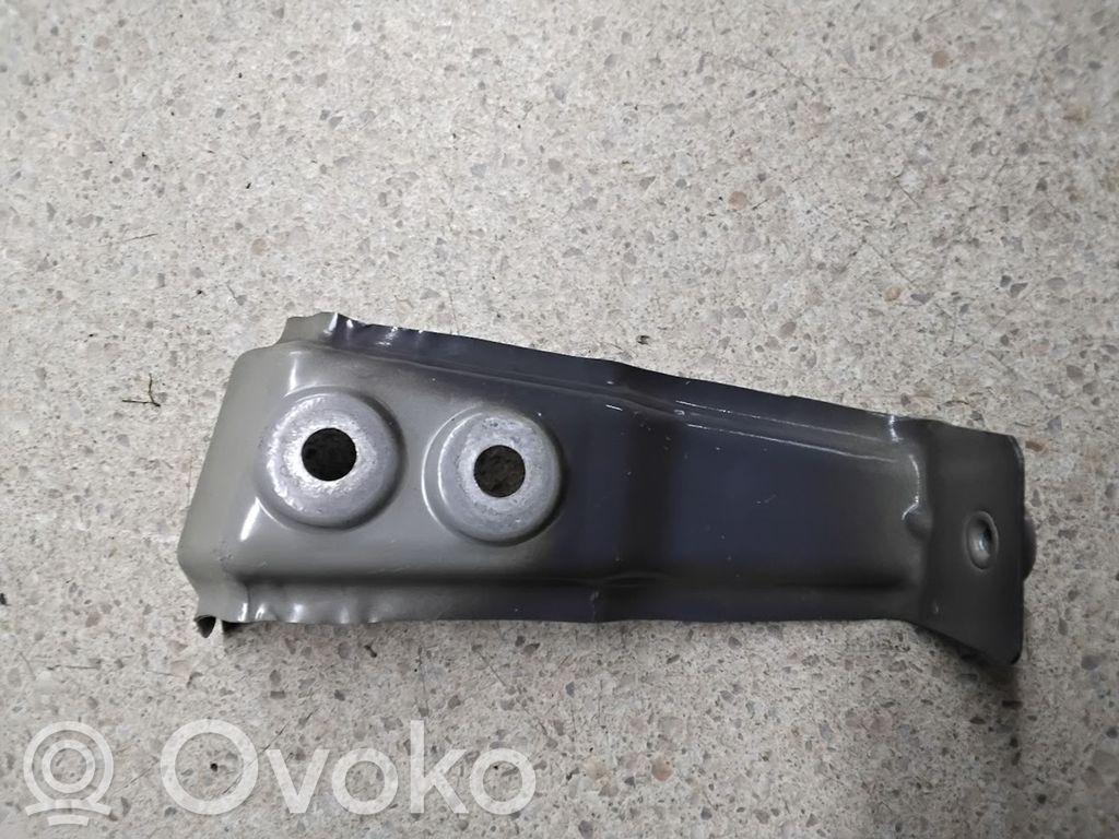 BMW X5 G05 Soporte de montaje del guardabarros 