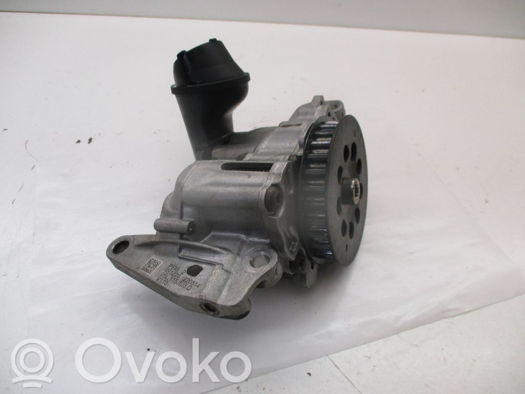 Audi A4 S4 B9 8W Oil pump 