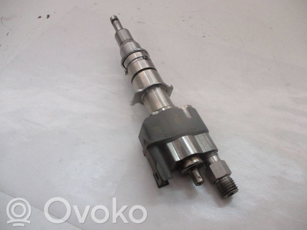 BMW 3 E90 E91 Fuel injector 