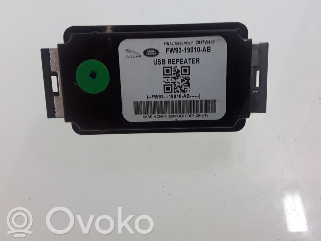 Land Rover Range Rover Velar USB savienotājs 