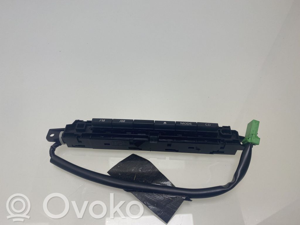 Other switches/knobs/shifts   31300019