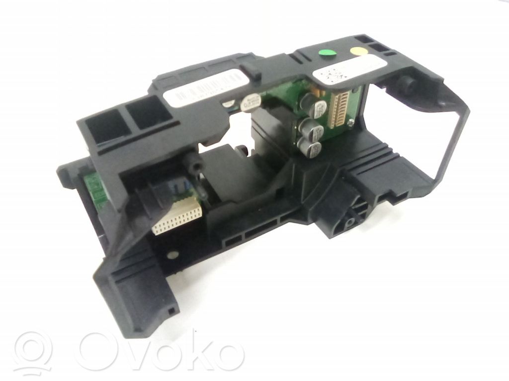 Other switches/knobs/shifts   30798547