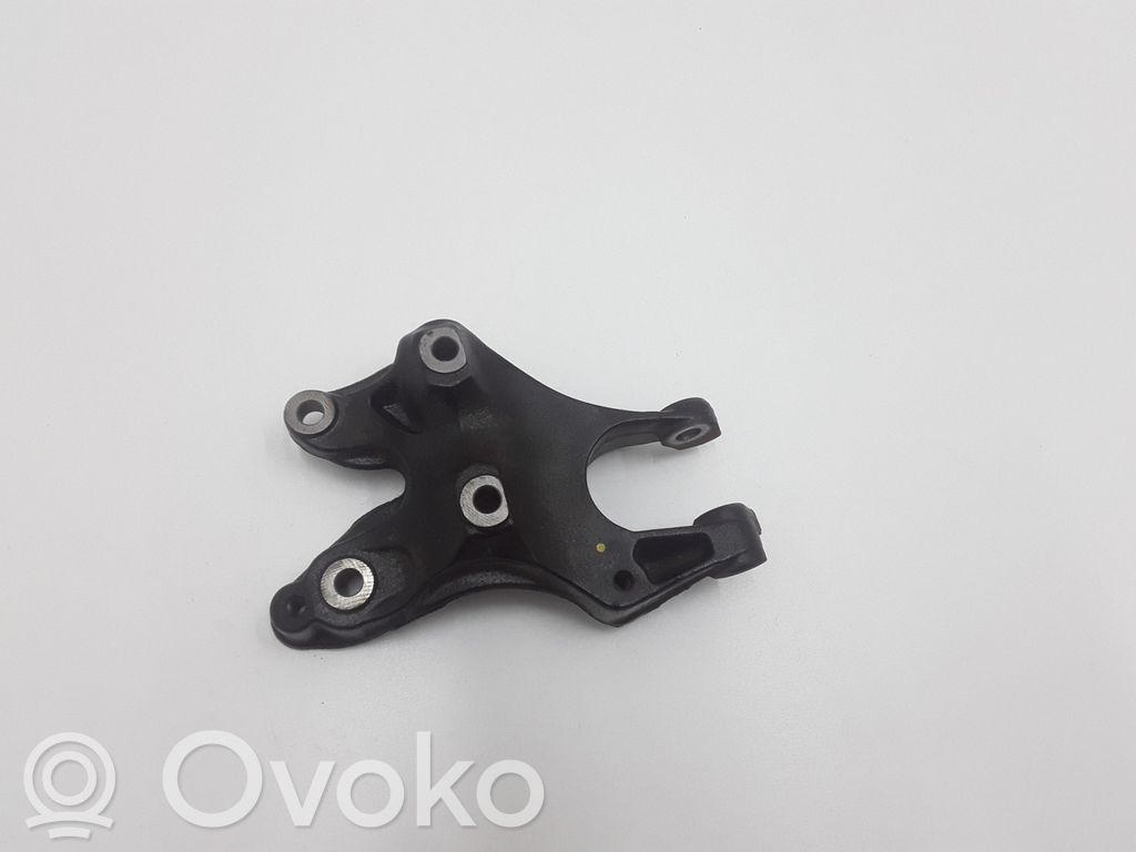 Mini One - Cooper Coupe R56 Engine mounting bracket 
