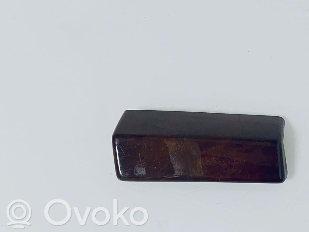 BMW 7 E65 E66 Kita salono detalė 