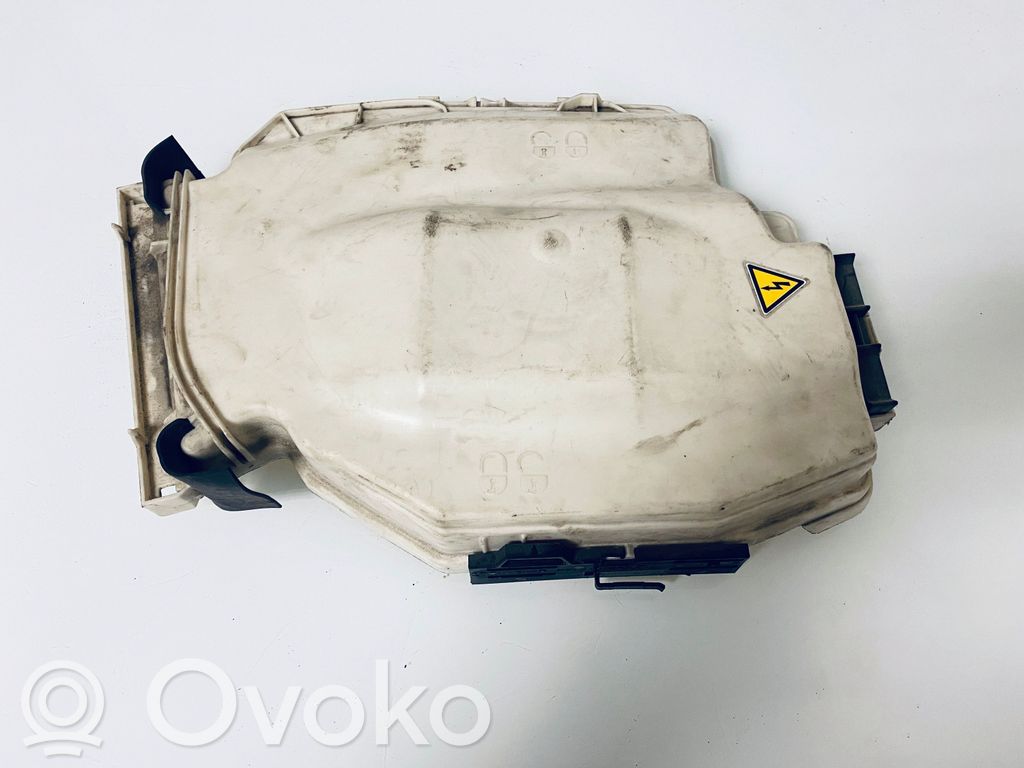 BMW 1 E81 E87 Fuse box cover 