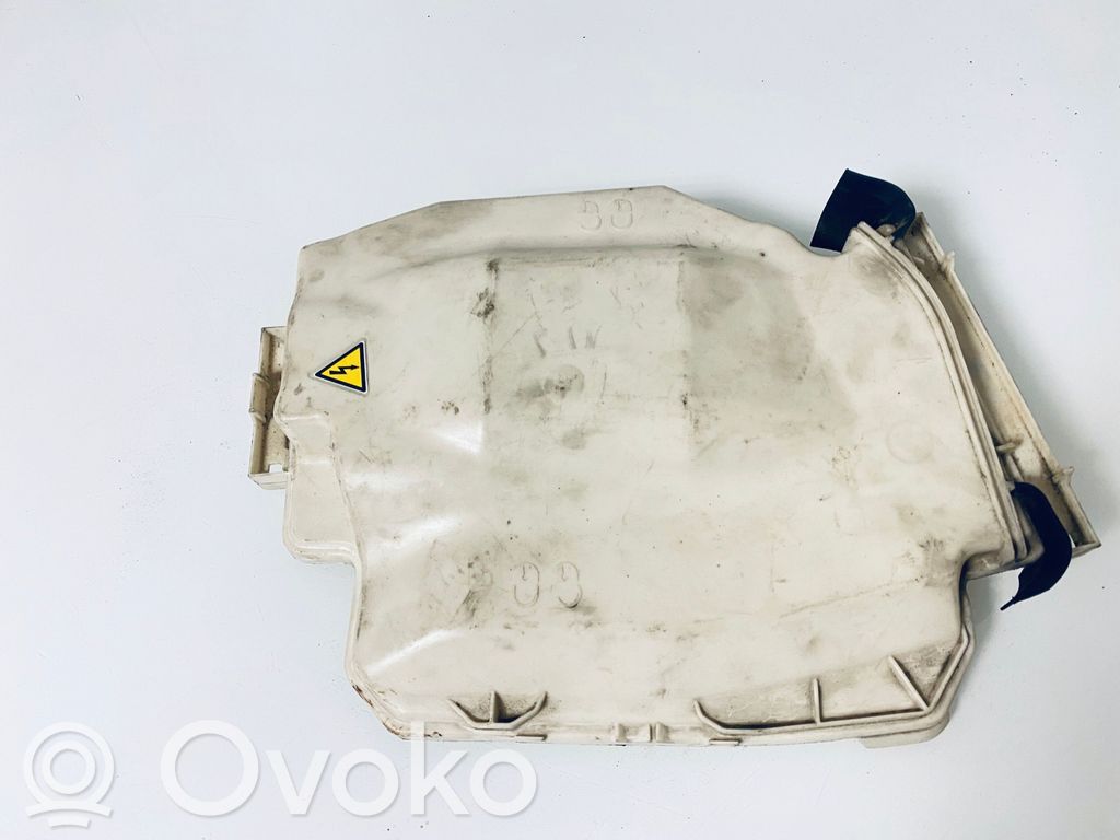 BMW 1 E81 E87 Fuse box cover 