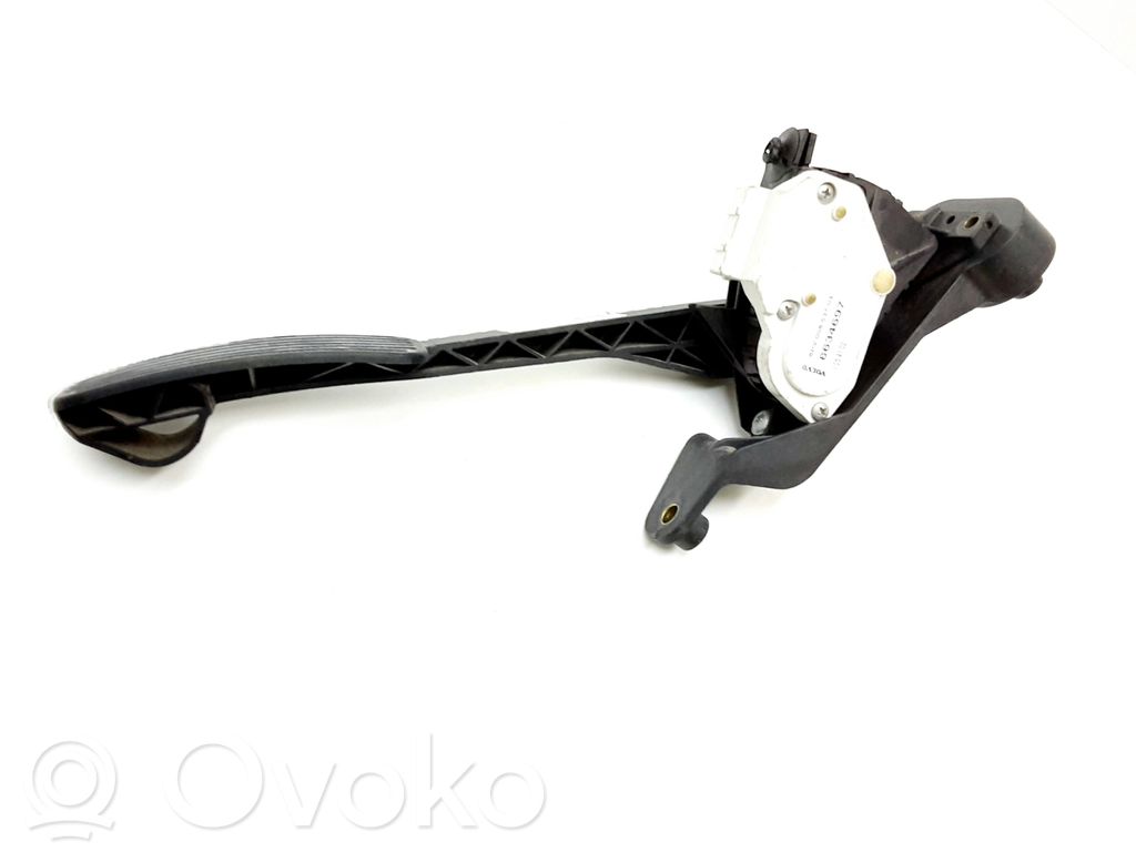 Volvo XC90 Accelerator throttle pedal 