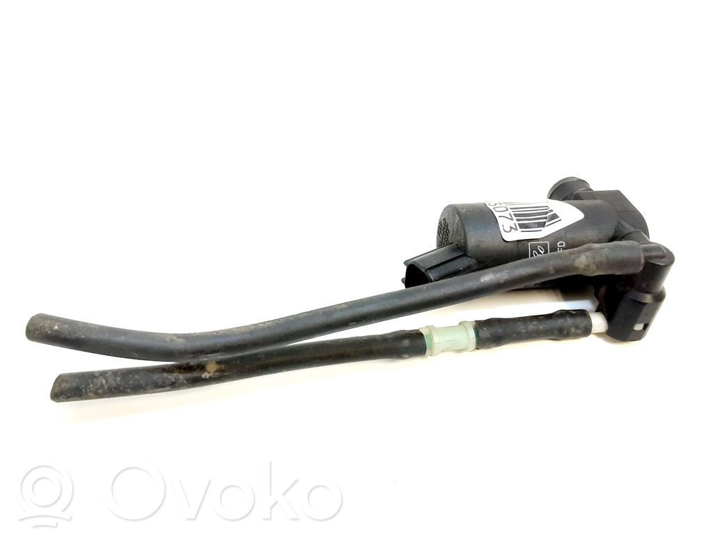 Volvo V50 Pompa spryskiwacza szyby przedniej / czołowej 