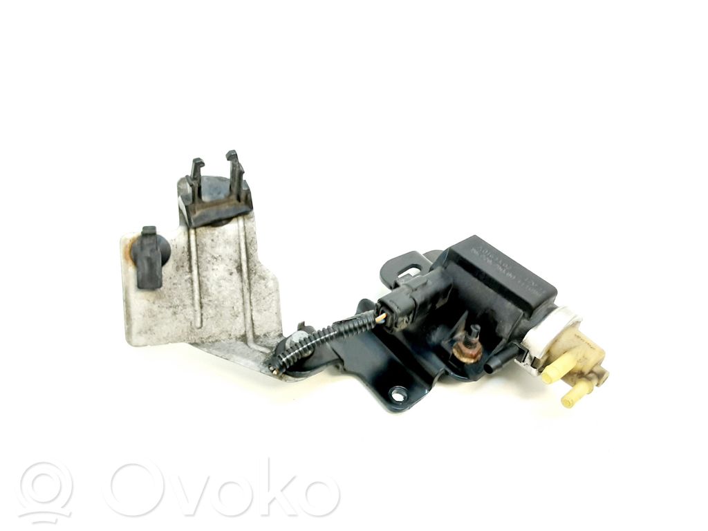 Válvula de vacío   70163302