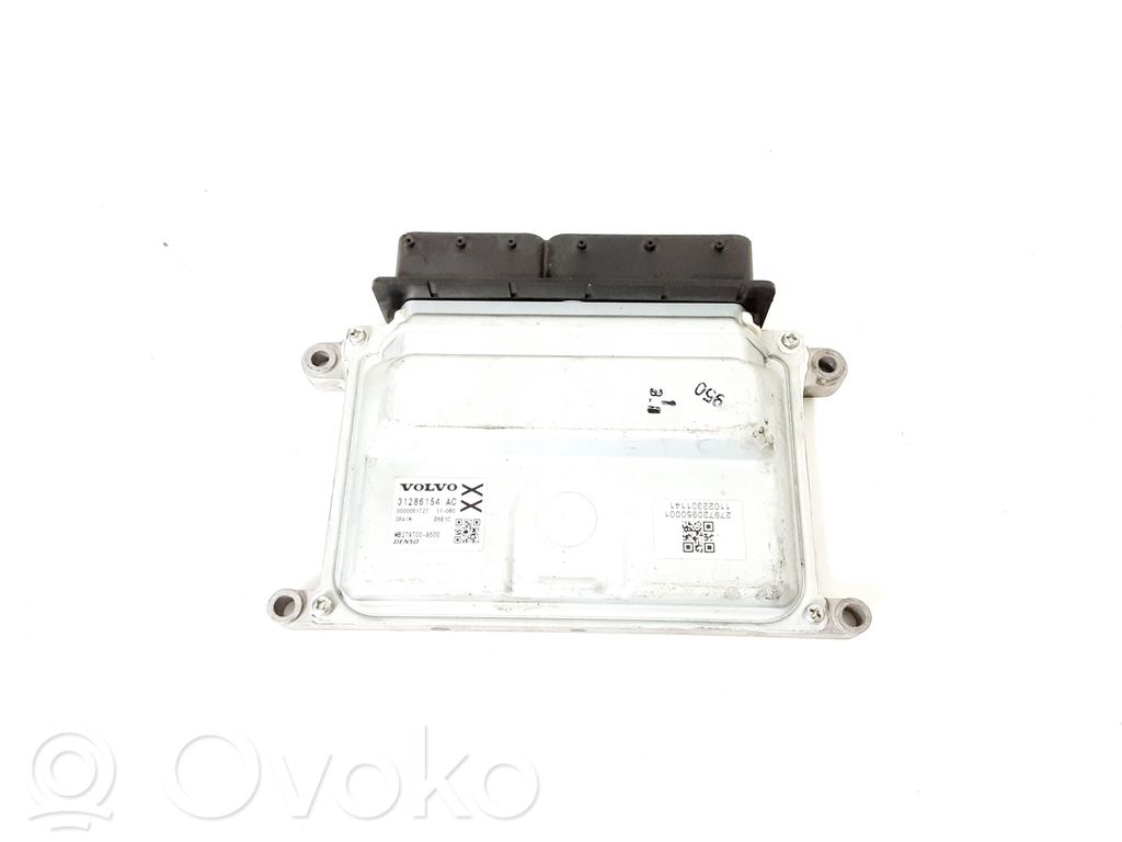 Volvo XC70 Engine control unit/module 