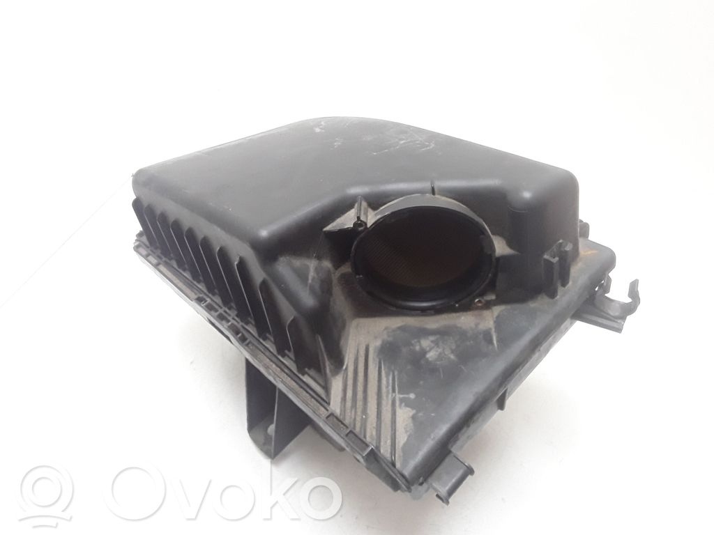 Volvo XC70 Air filter box 