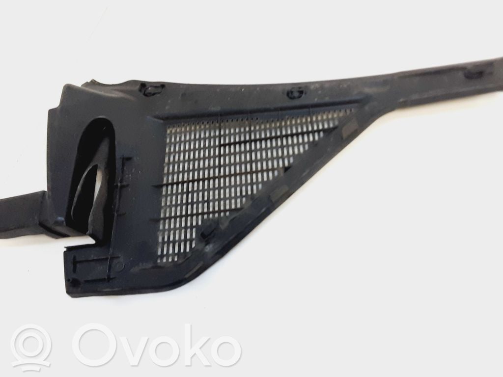 BMW X5 E70 Wiper trim 