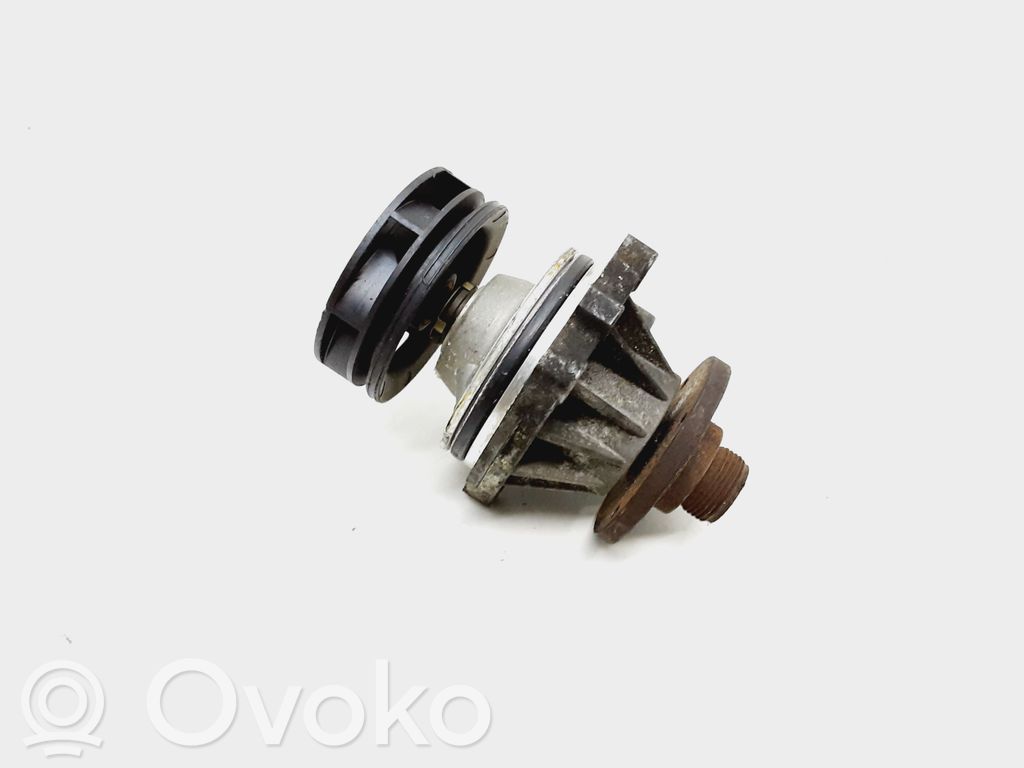 Water pump   1731741