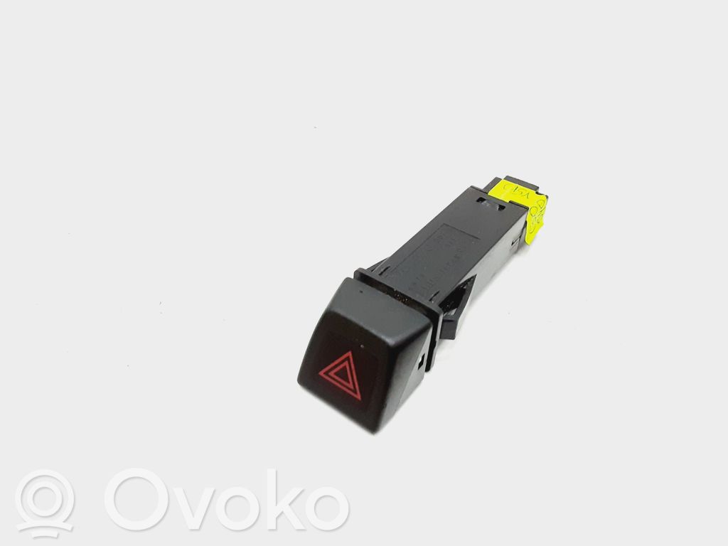 Volvo XC60 Hazard light switch 