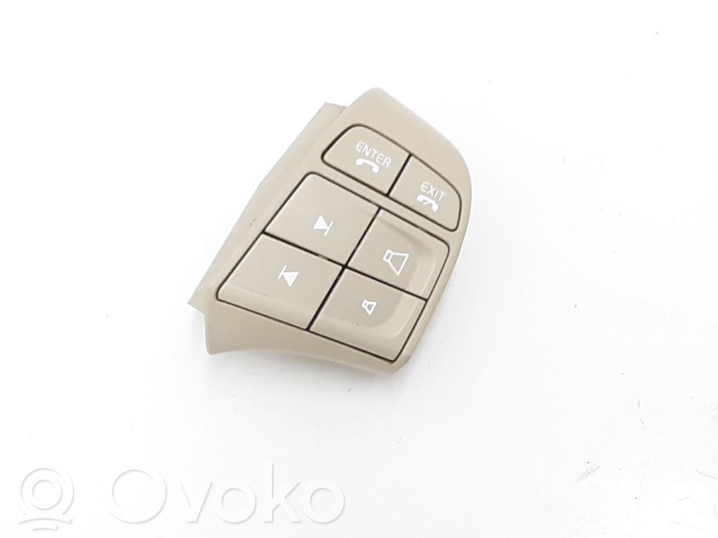Volvo S80 Steering wheel buttons/switches 