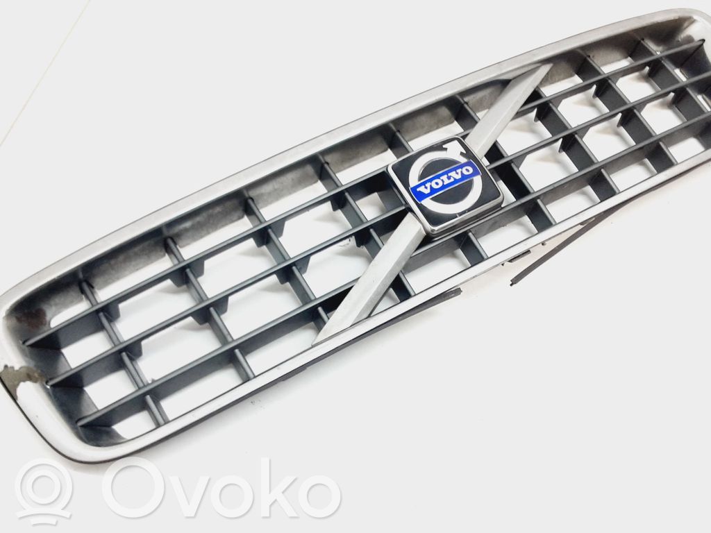 Volvo XC90 Etusäleikkö 