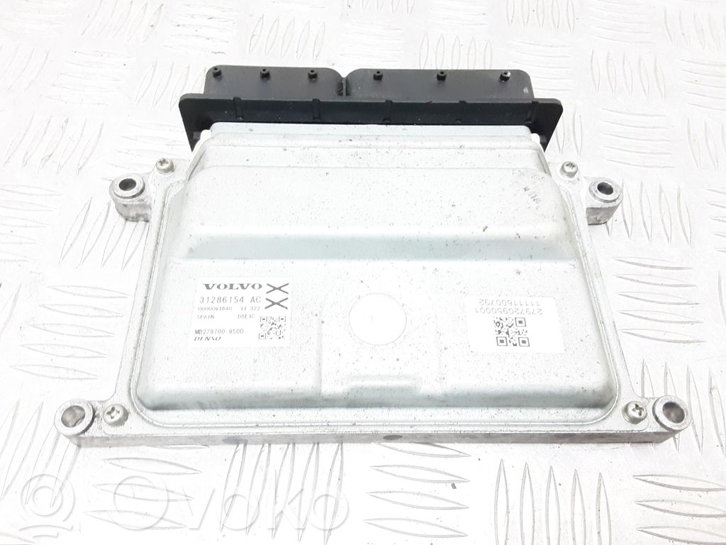 Volvo XC60 Engine control unit/module 