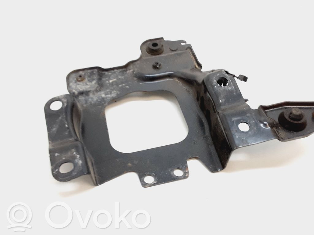 Volvo V40 Batteriehalterung 