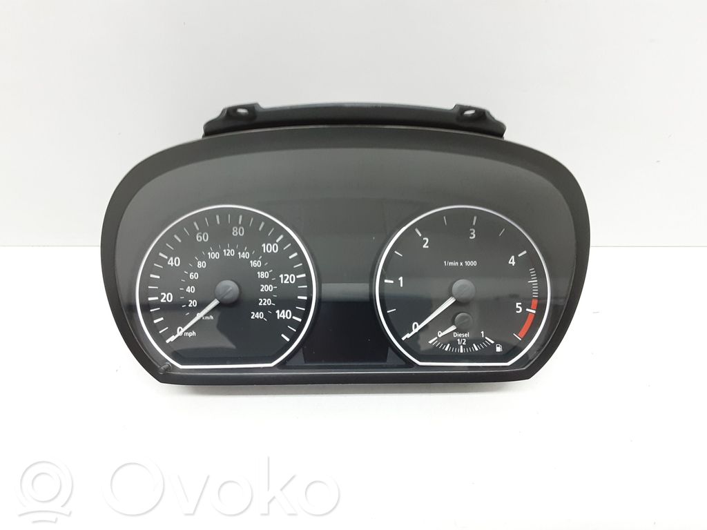 BMW 1 E81 E87 Spidometrs (instrumentu panelī) 