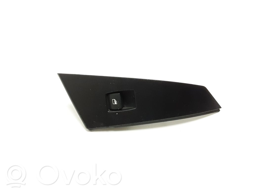 Electric window control switch   6922244