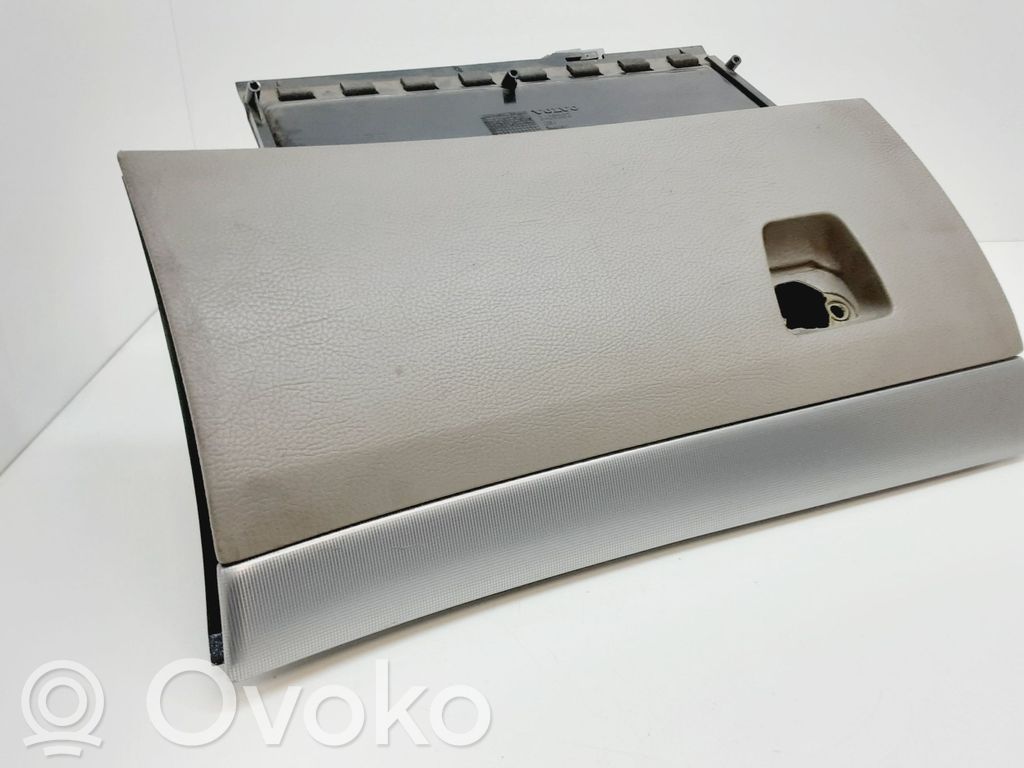 Volvo XC90 Daiktadėžės (bordačioko) komplektas 