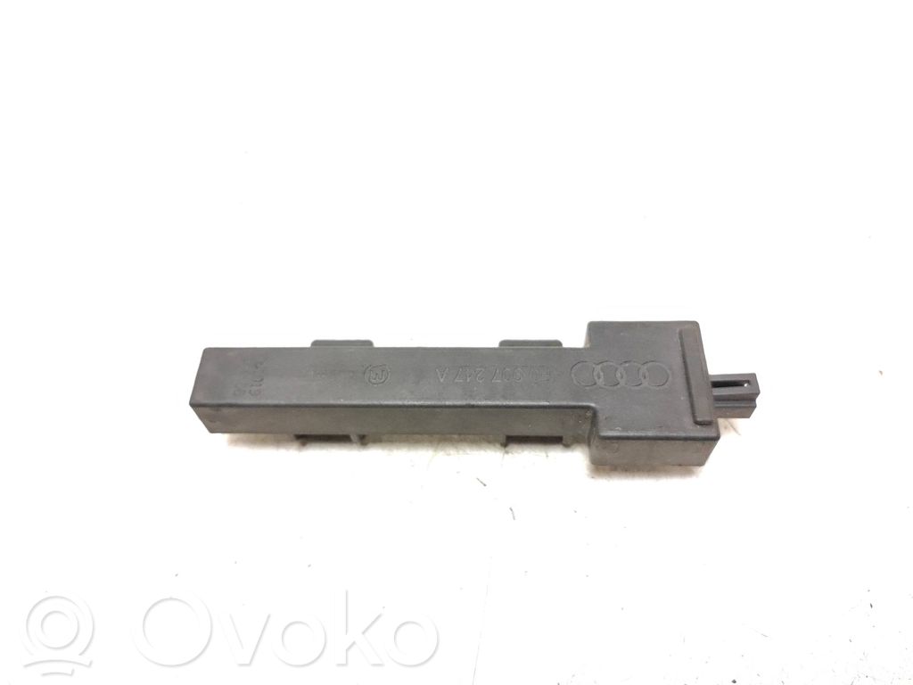 Audi Q7 4L Antenna control unit 