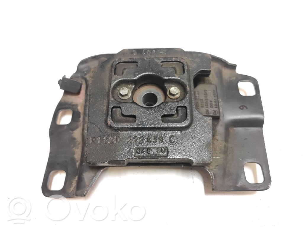 Volvo V50 Engine mount bracket 