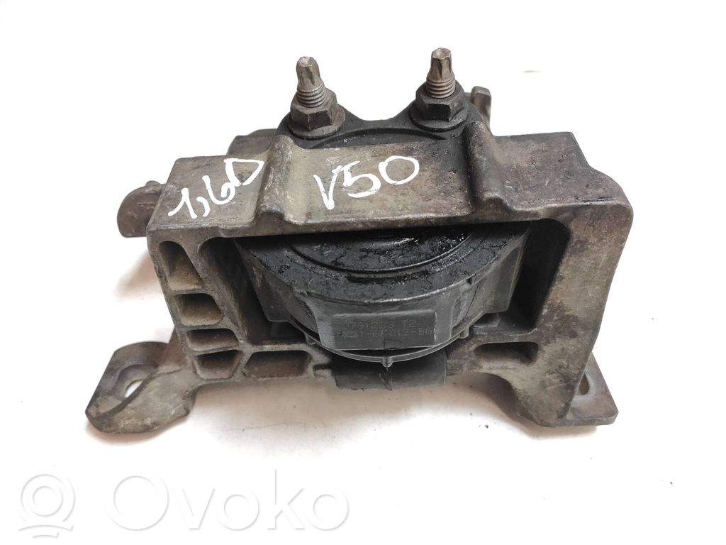 Volvo V50 Engine mount bracket 
