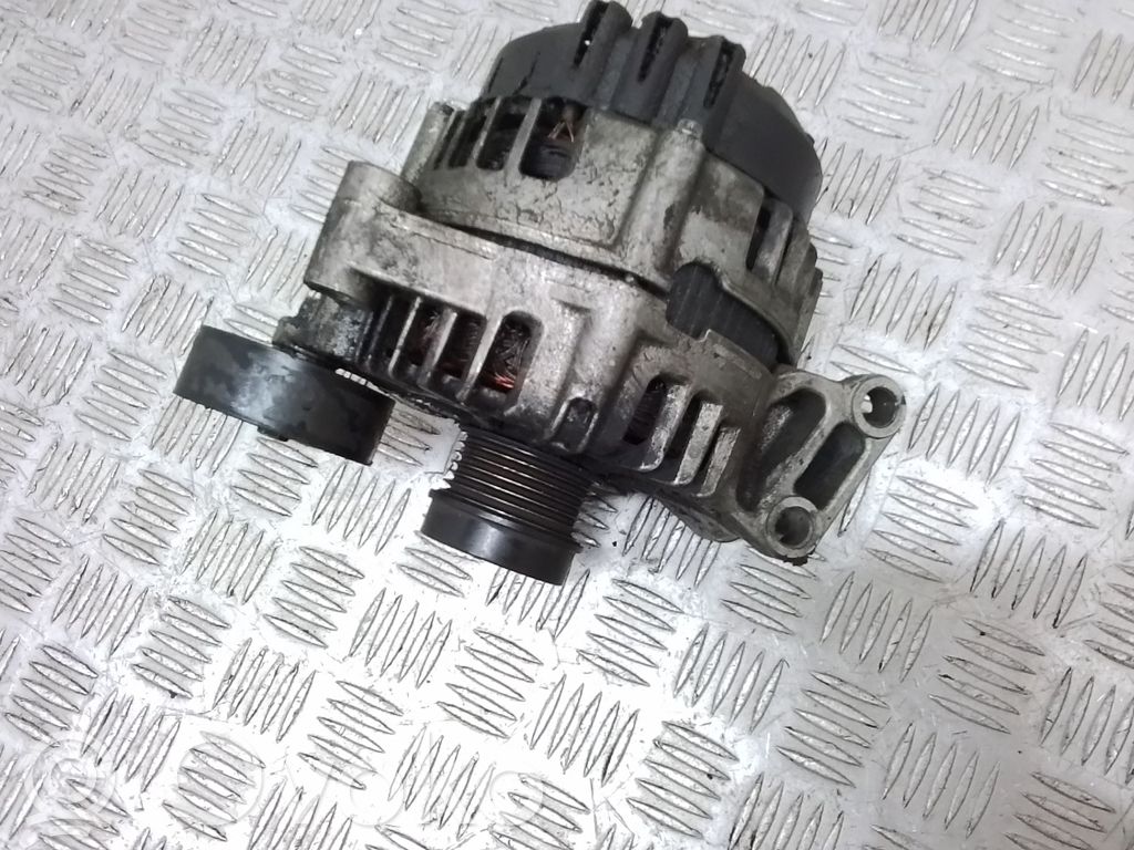 Volvo V70 Ģenerators 