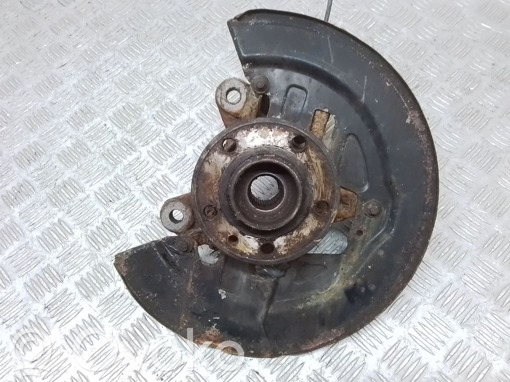 Cubo de rueda delantera