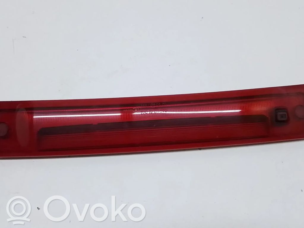 Volvo XC90 Third/center stoplight 