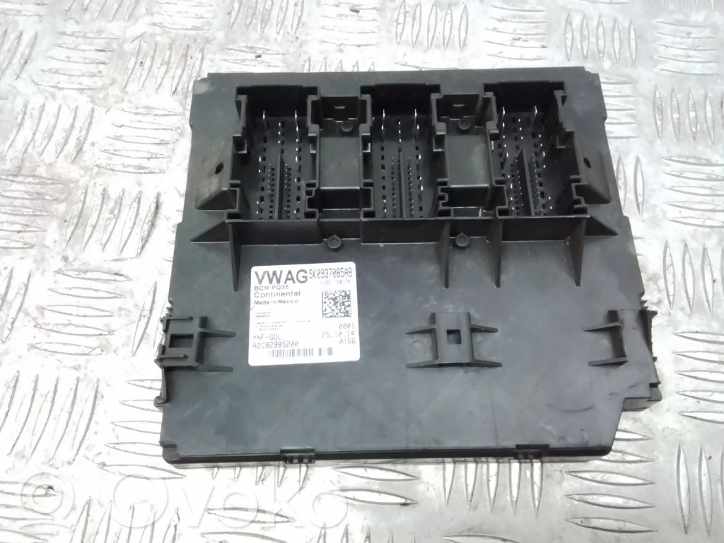 Volkswagen PASSAT B7 USA Modul confort 