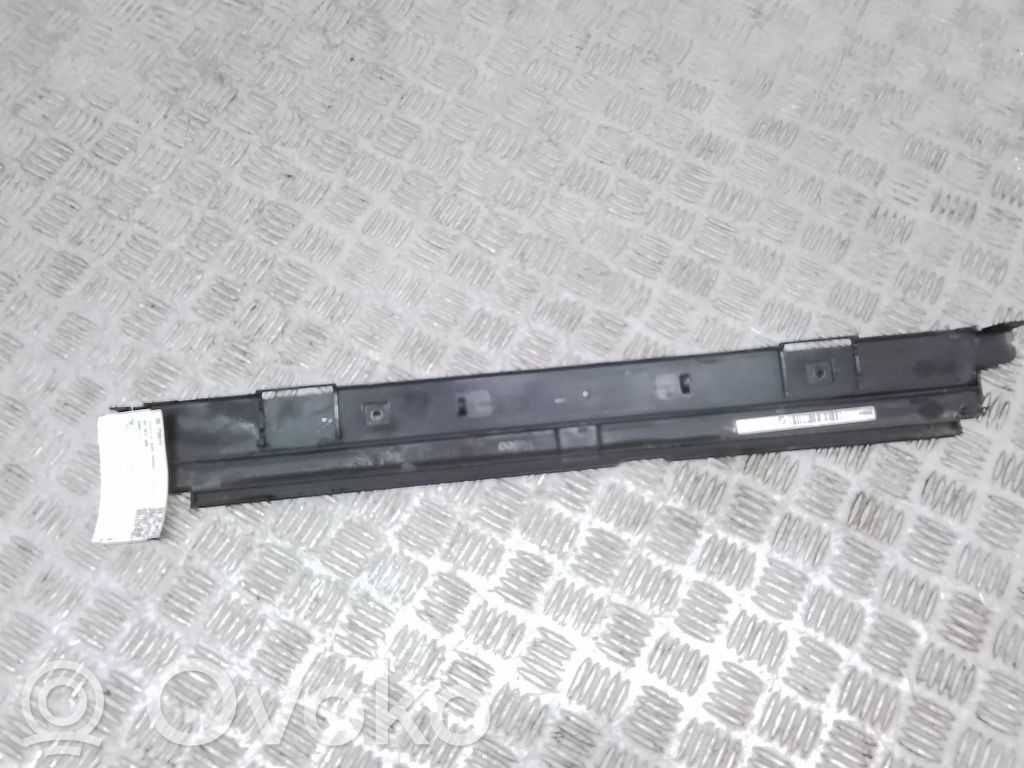 BMW i3 Panel mocowania chłodnicy / góra 