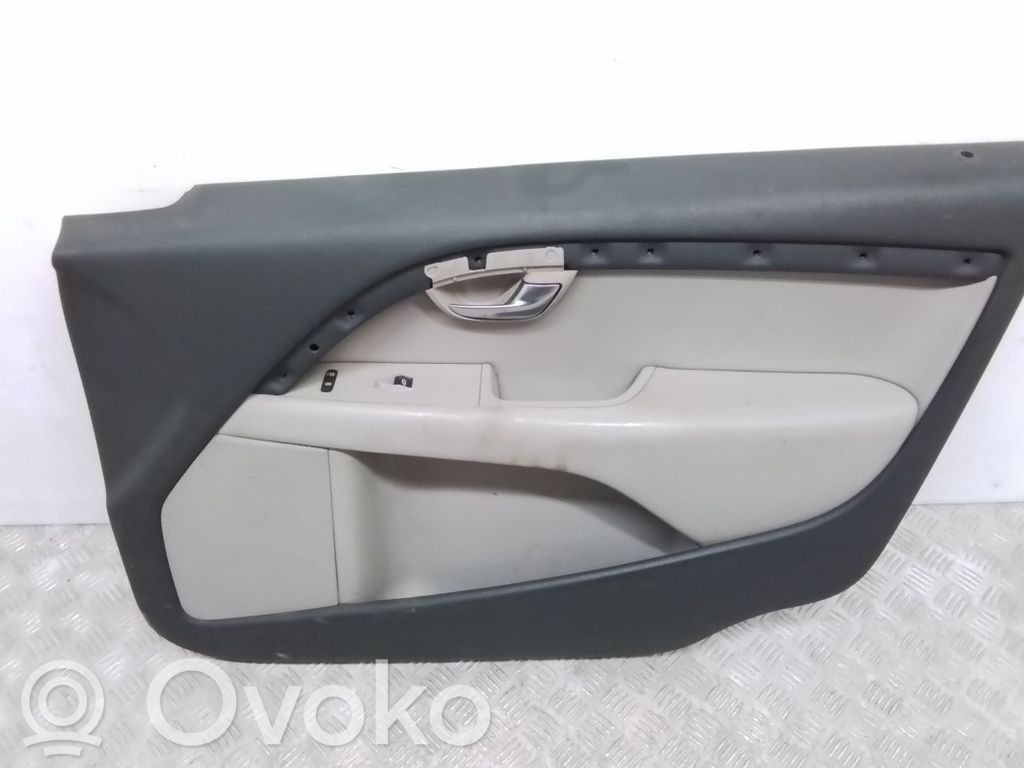 Volvo V70 Front door card panel trim 