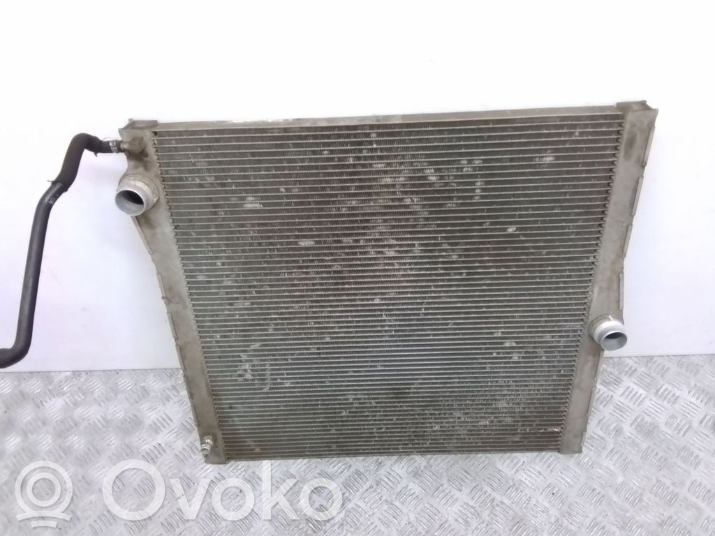 BMW X5 E70 Coolant radiator 