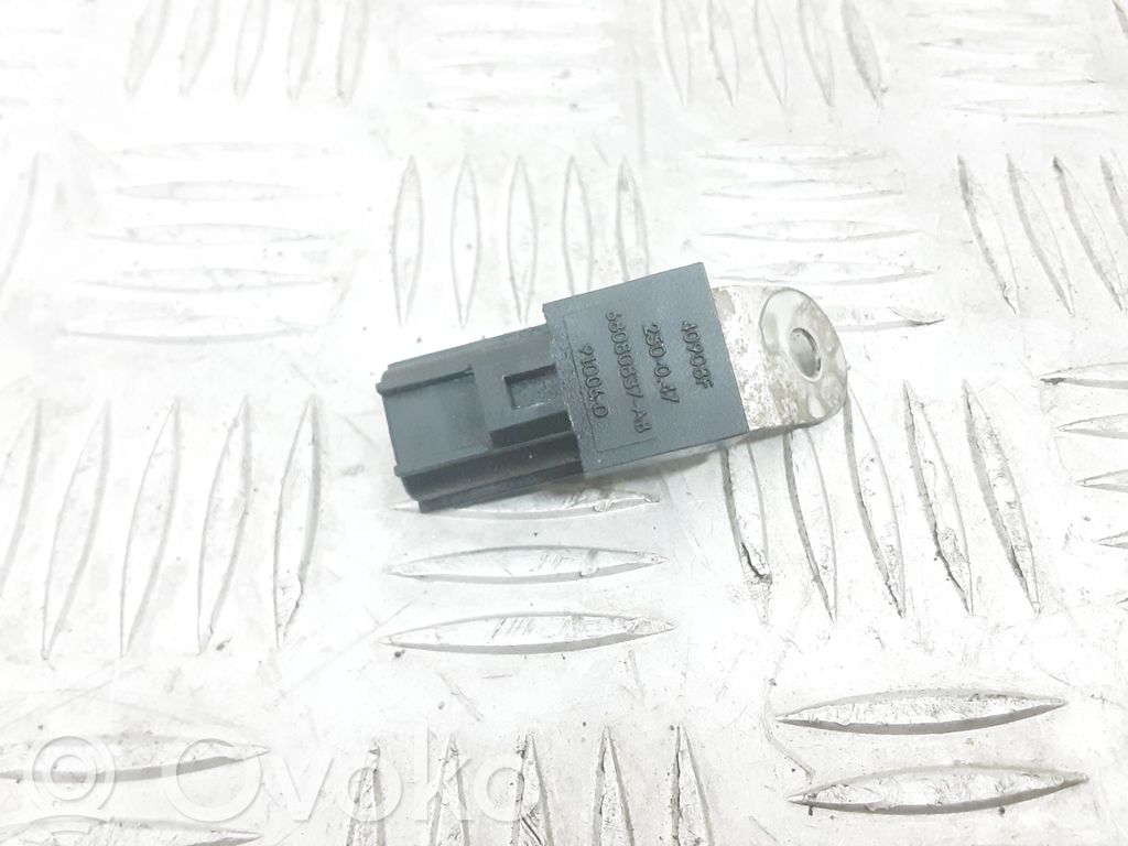 Chrysler Pacifica Combustion relay 