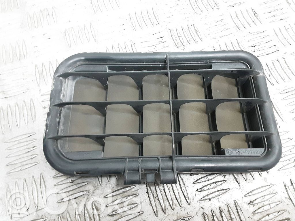 Audi A8 S8 D4 4H Kulmapaneelin paineventtiili 