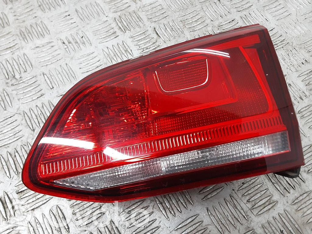 Volkswagen Golf VII Lampă spate în capacul portbagajului 