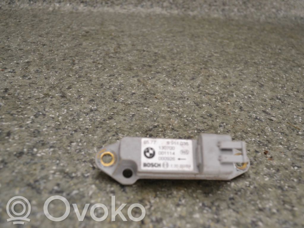 BMW 5 E39 Turvatyynyn törmäysanturi 