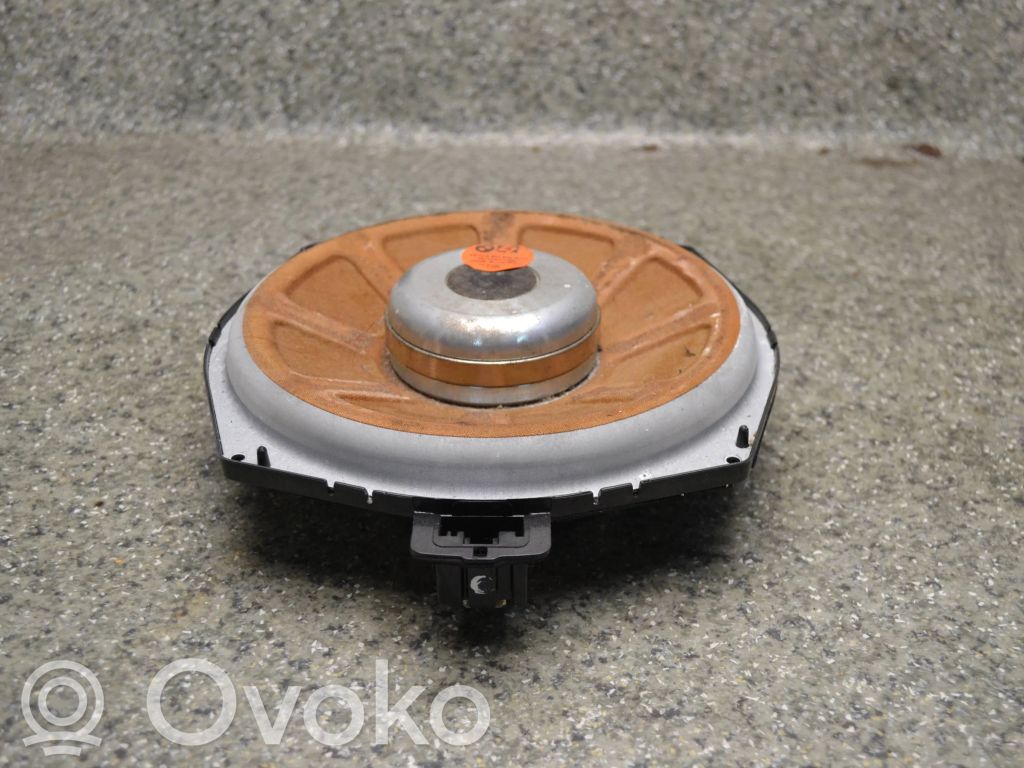 BMW 7 E65 E66 Žemo dažnio garsiakalbis 