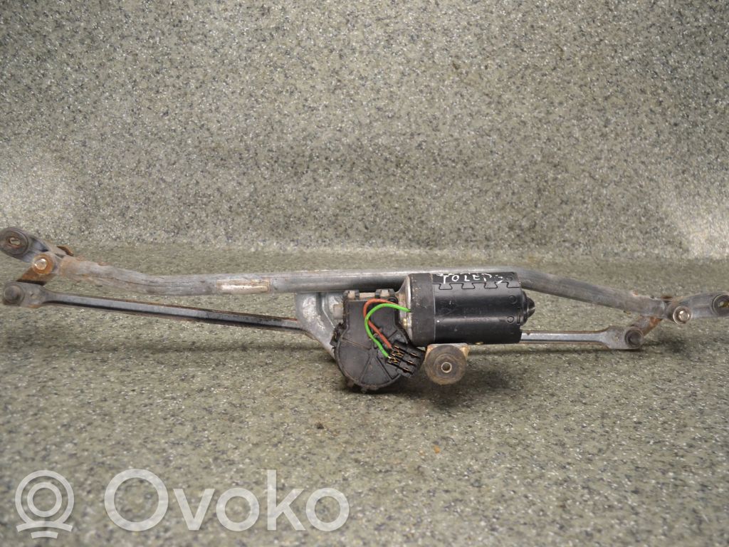 Volkswagen PASSAT B5 Etupyyhkimen vivusto ja moottori 