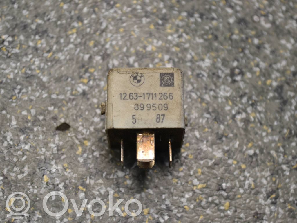 BMW 3 E30 Otros relés 