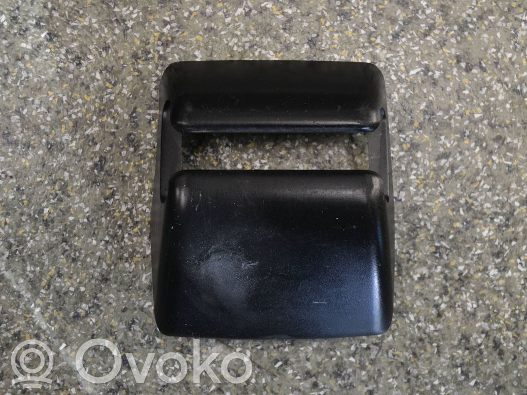 BMW 5 E39 Tavaratilan etulokeron etuosa 