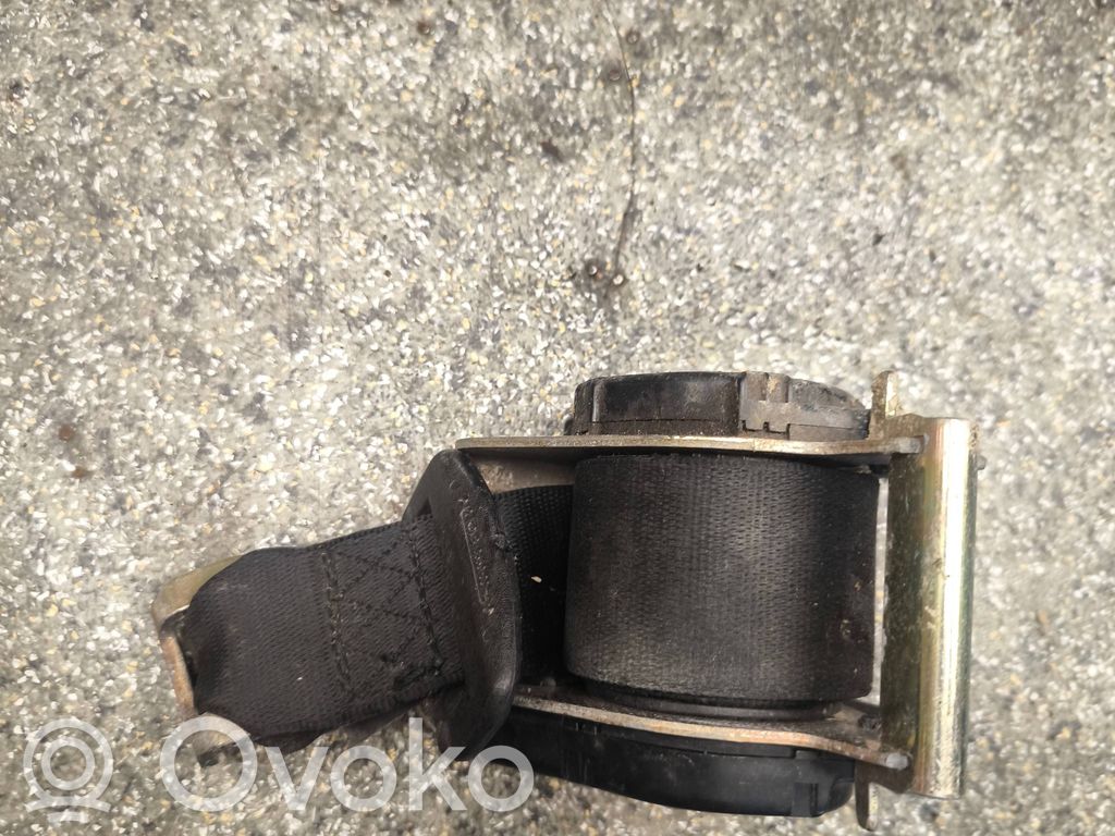 BMW 3 E30 Cinturón trasero 