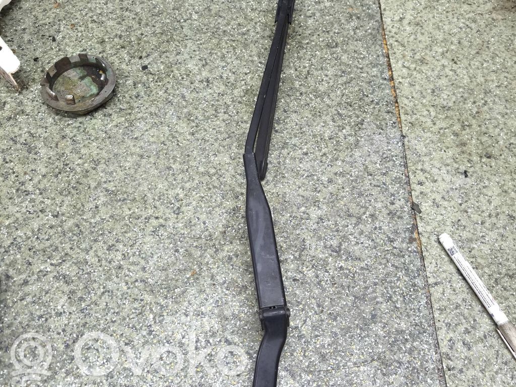 Mazda 6 Tuulilasinpyyhkimen sulka 