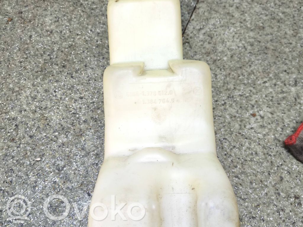 Langų skysčio bakelis   13847649